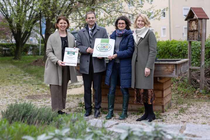 Plakettenüberreichung Pädagogische Hochschule Oberösterreich